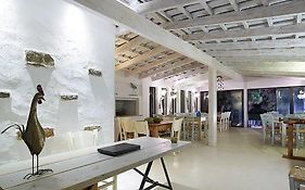Iridachic Boutique Hotel & Spa